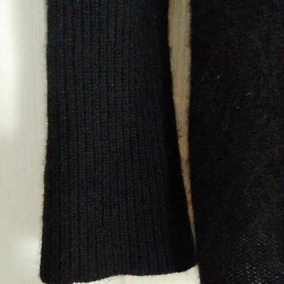 Athleta100% Cashmere Black Turtleneck Ribbed cuffs Soft Cozy S - Picture 7 of 11
